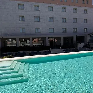 4* Hotel For